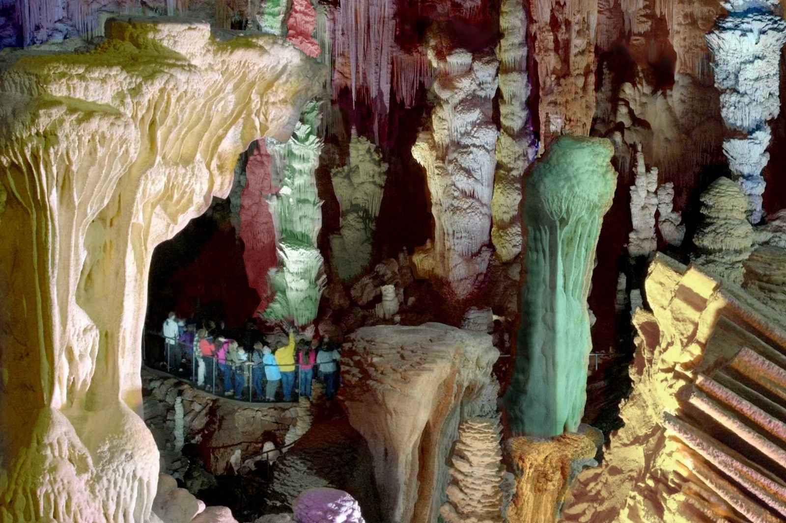 grotte-salamandre.jpg -