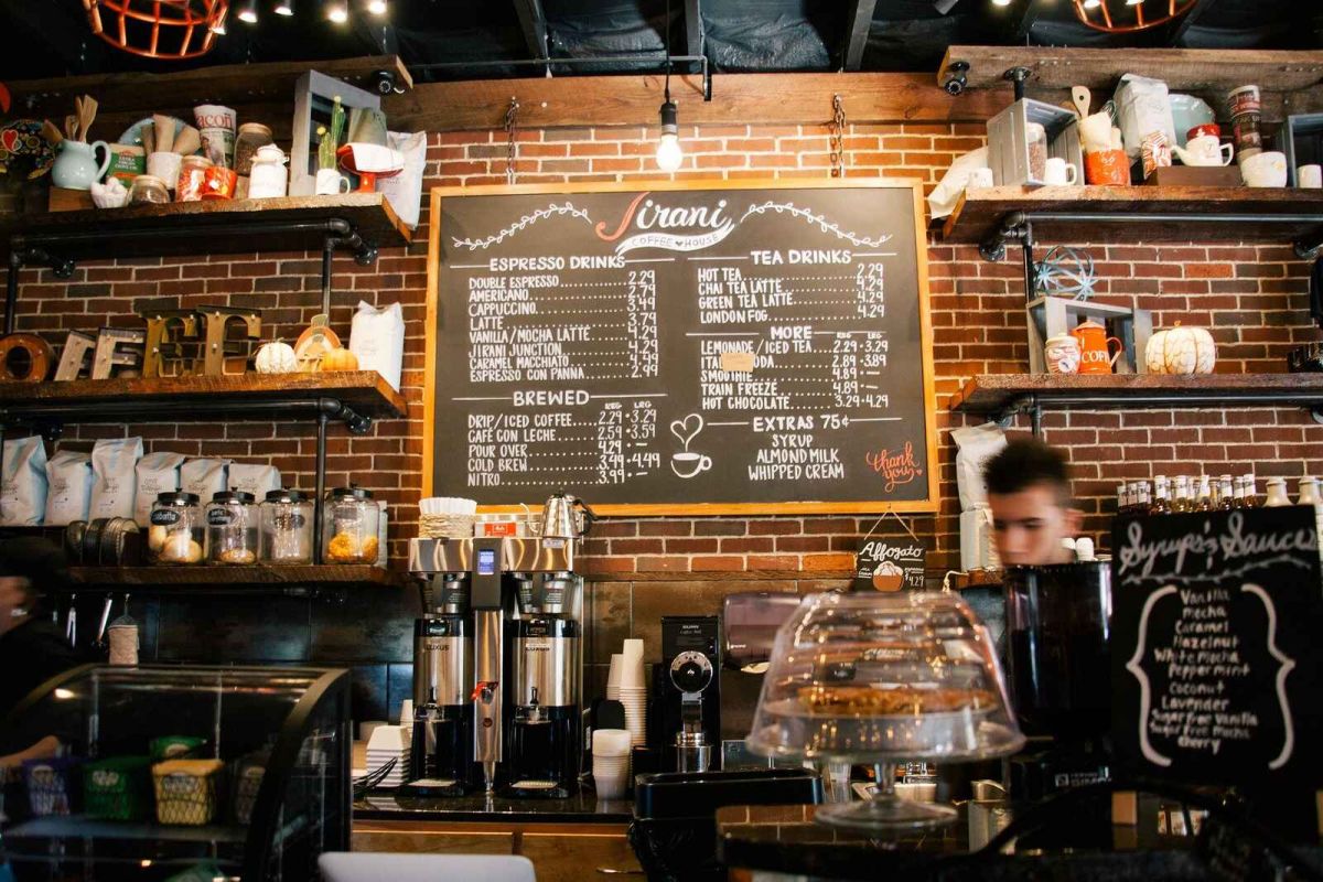 echo-cafe.jpg -